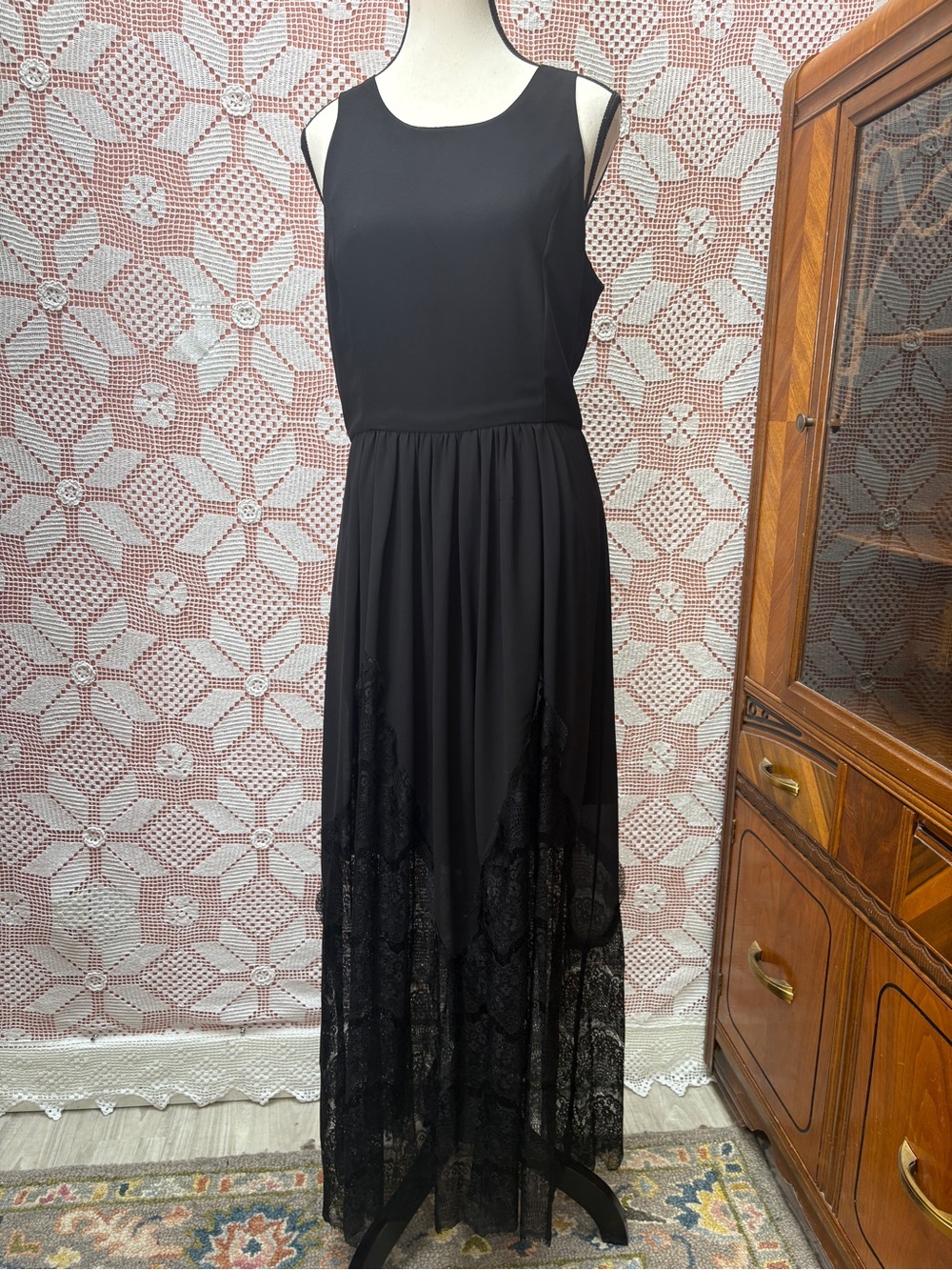 Bellissima Fashions Black Lace Maxi Dress — Size XL